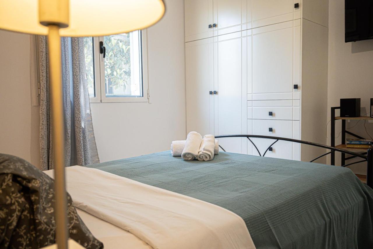 Thalia Apartments 卡拉马塔 外观 照片
